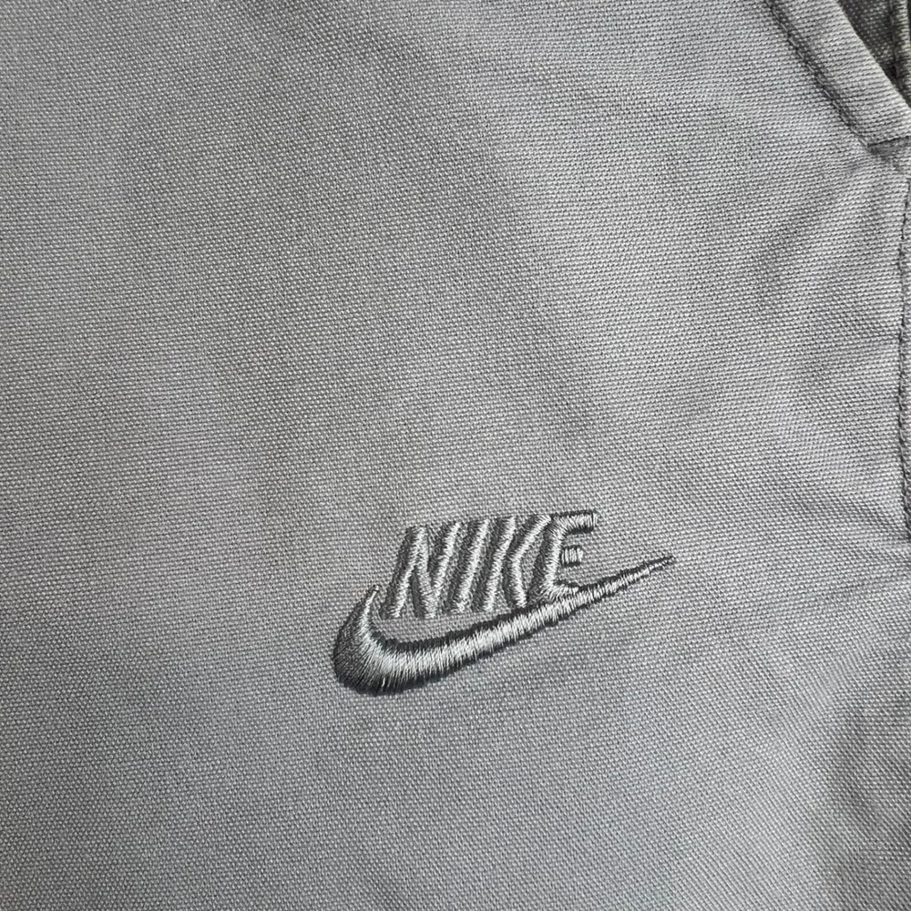 Nike Mens Light Gray Cotton Twill Chino Shorts Size 34 Casual Sportswear Logo